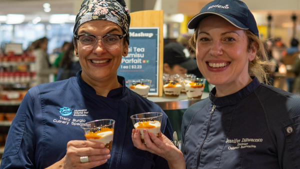 Student engagement event with Chef Jen and Chef Tracy serving Thai Tea Tiramisu